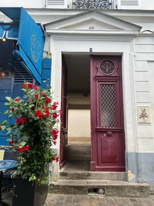 Apartment Au Coeur De Montmartre *